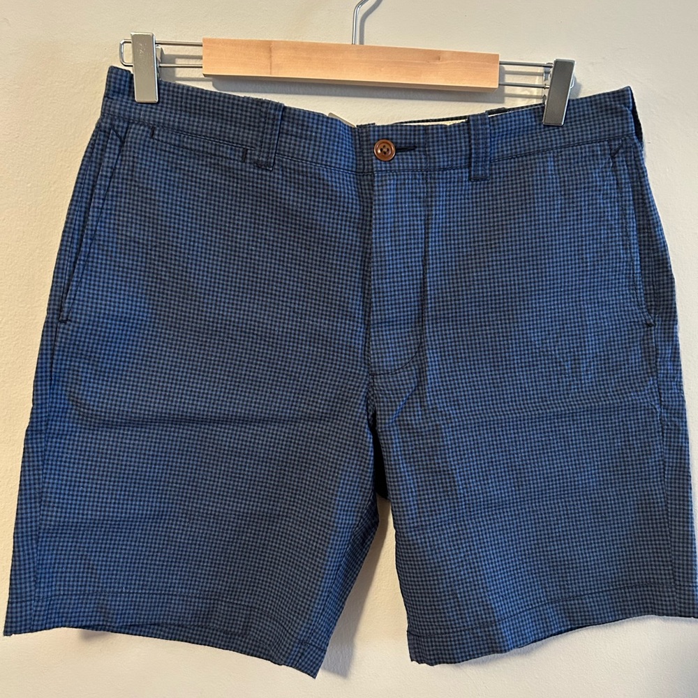 J Crew men’s blue/black checkered 33 waist, 9 inseam - New